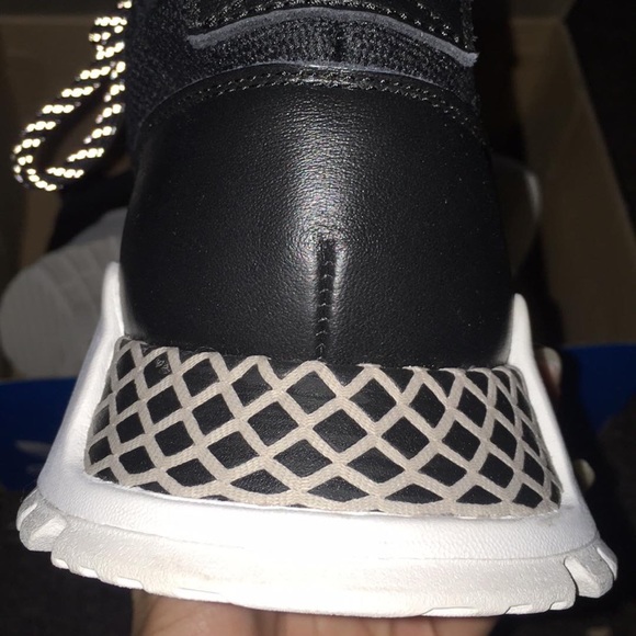 ‼️ Adidas ‼️ - Picture 4 of 4